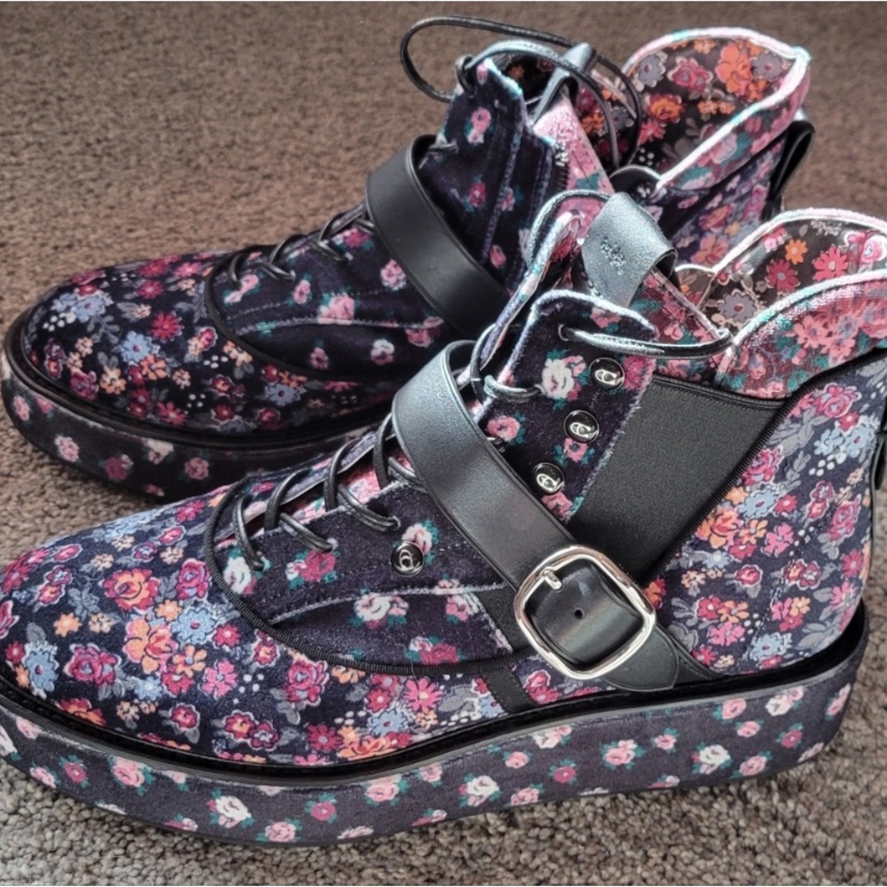 Coach x Tabitha Simmons Floral Chelsea Hiker Velvet Booties. Size 10
